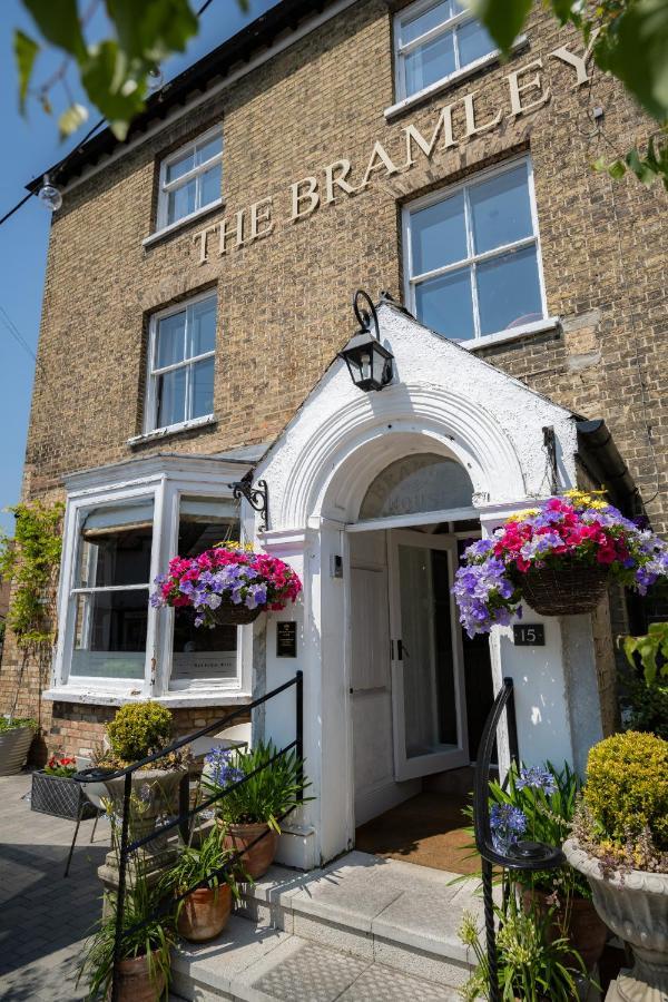 The Bramley House Hotel Chatteris エクステリア 写真